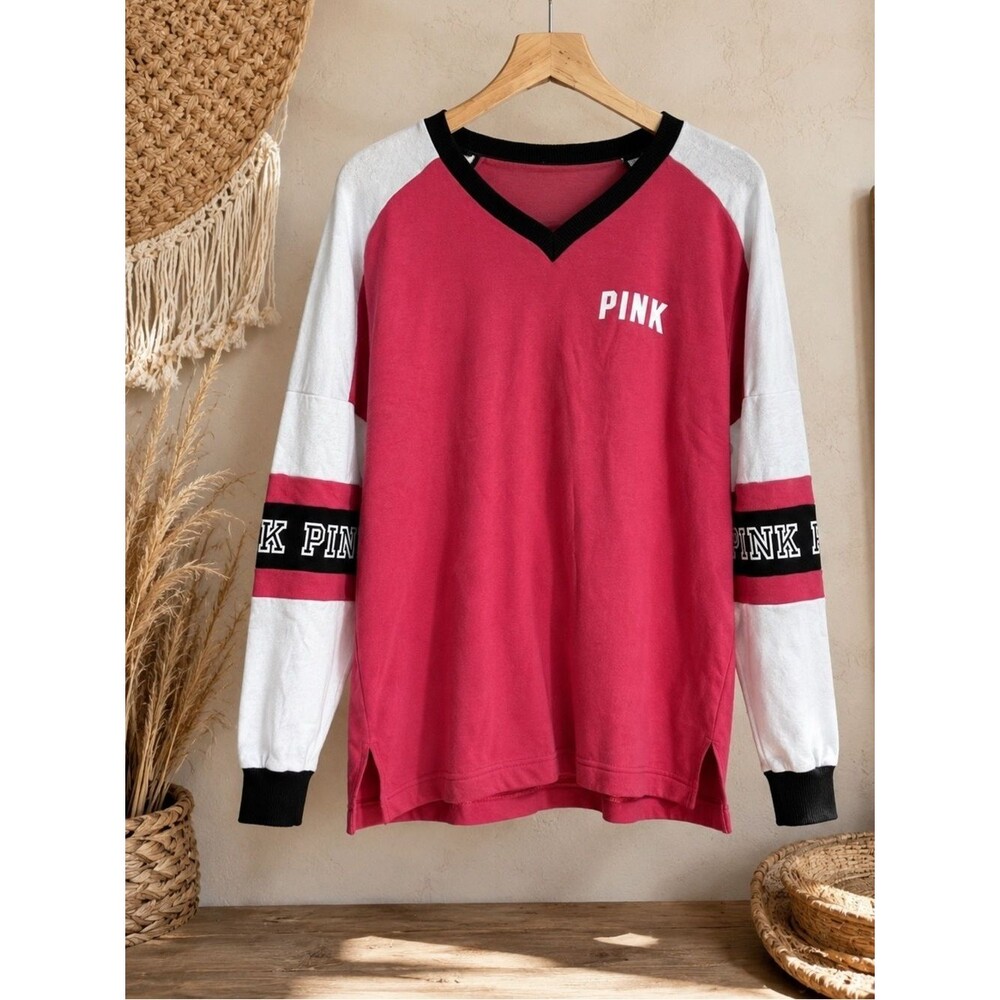 Pink‎ Victoria Secret Graphic Sweatshirt Size XS